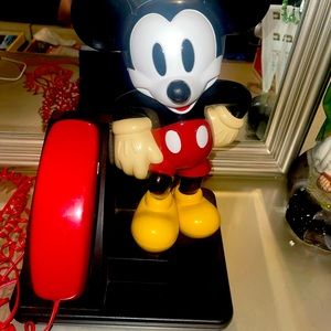 Mickey Mouse telephone